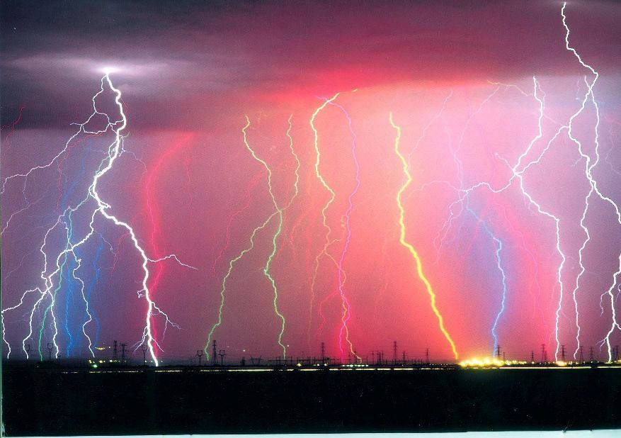 Lightning is striking agian bright colors 19822963 877 618